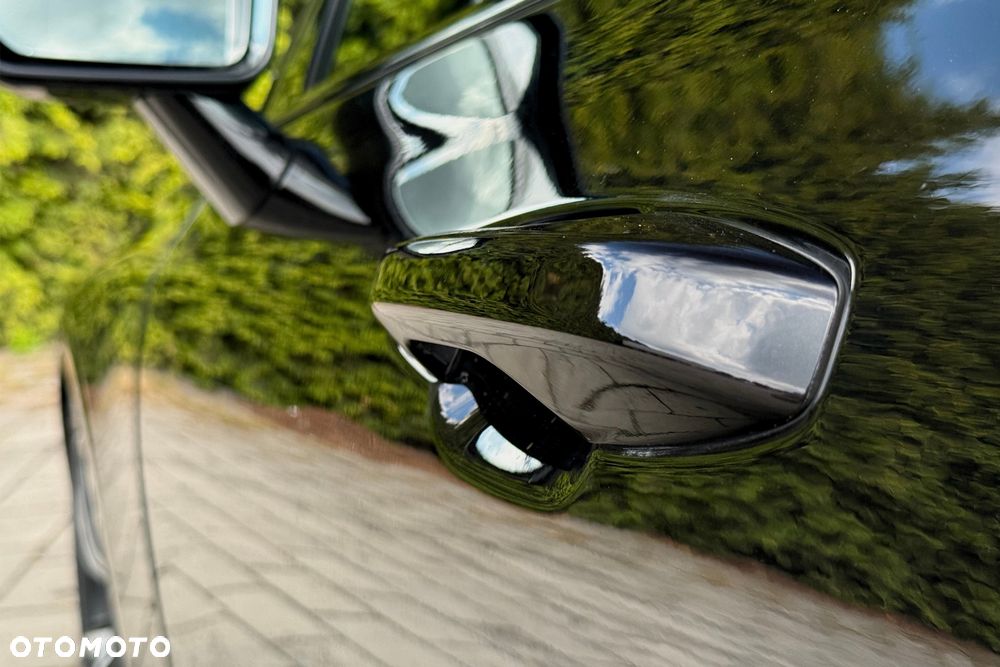 Volvo S60 T4 R-Design - 36