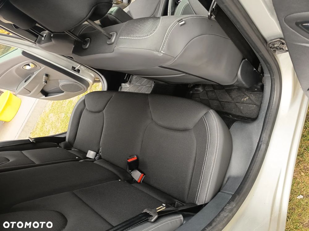 Renault Clio 1.5 dCi Energy Alize EU6 - 19