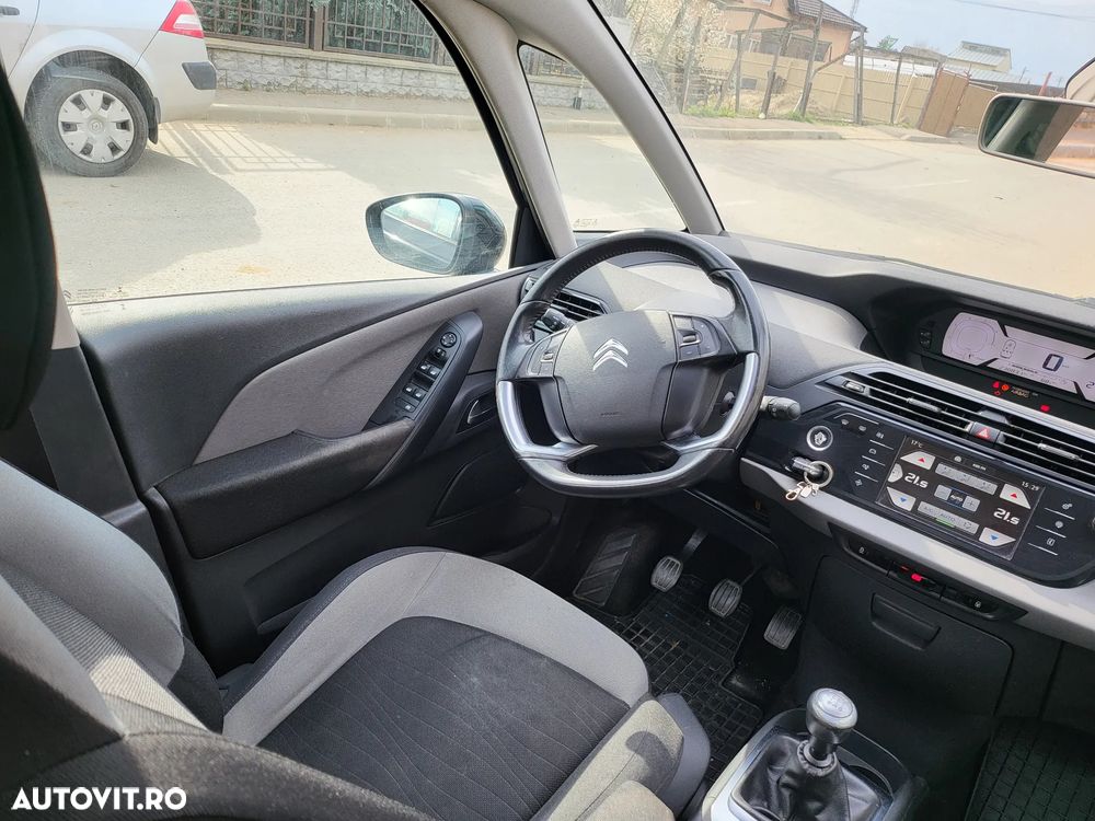 Citroën C4 Picasso - 8