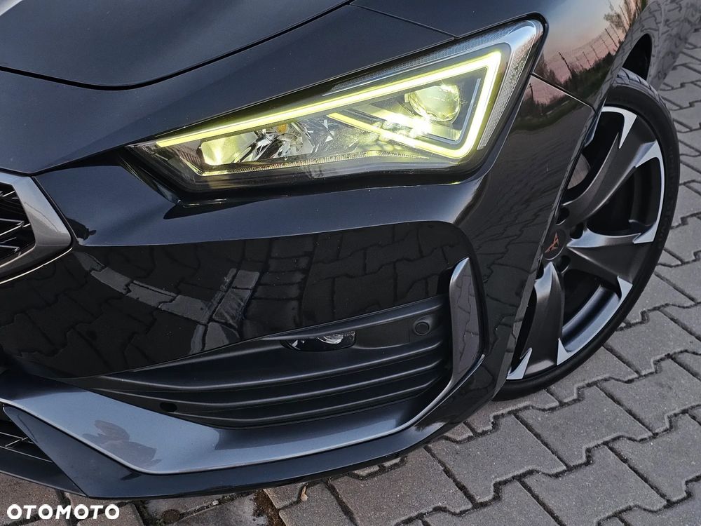 Cupra Leon Sportstourer 2.0 TSI 4Drive DSG VZ CUP - 29