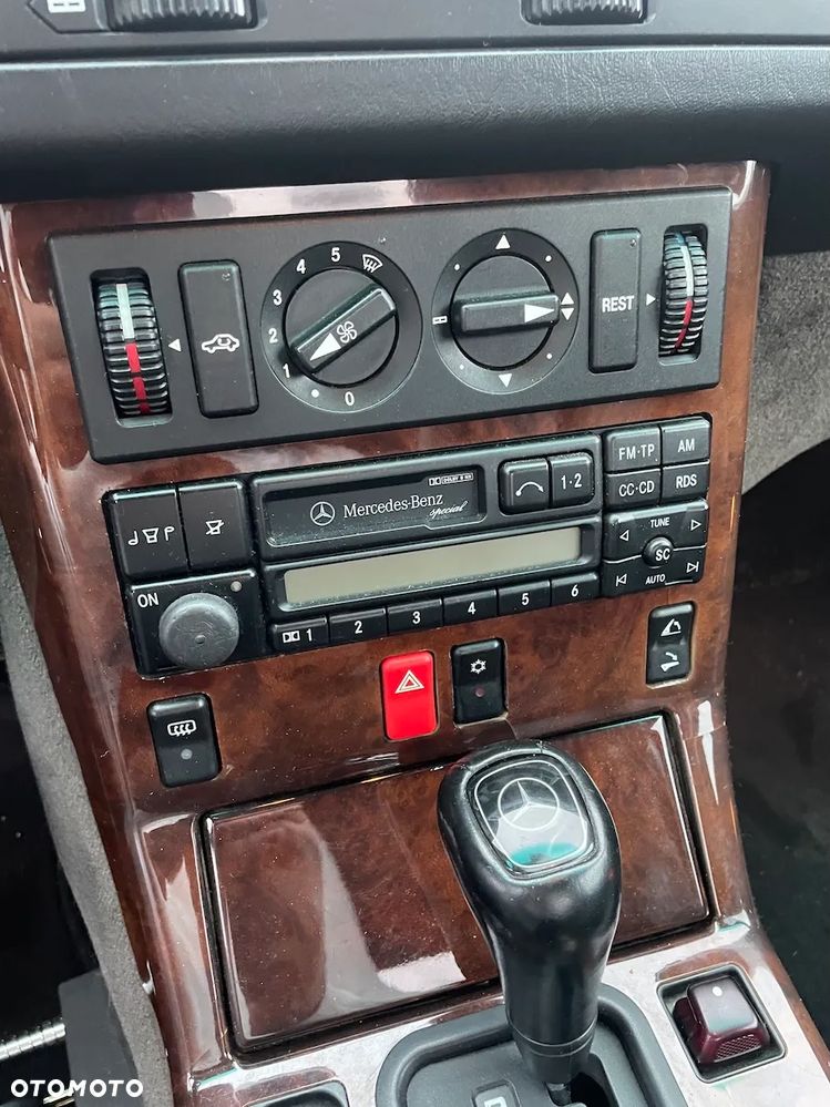 Mercedes-Benz SL - 18