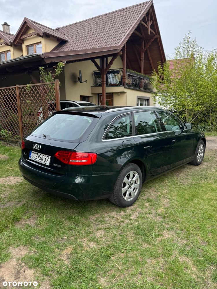 Audi A4 Avant - 4