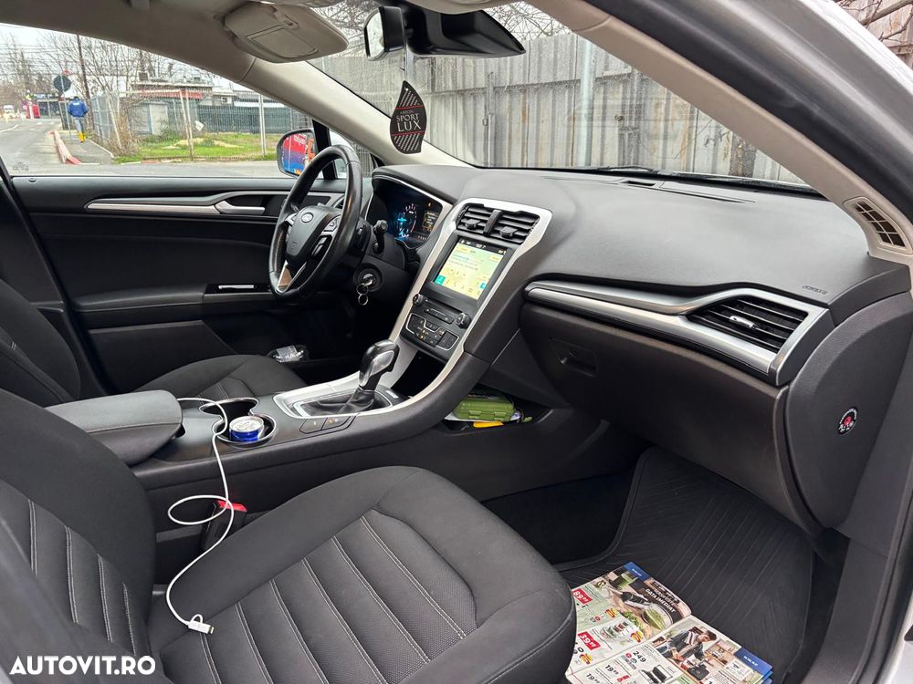 Ford Mondeo 2.0 TDCi Aut. Trend - 12