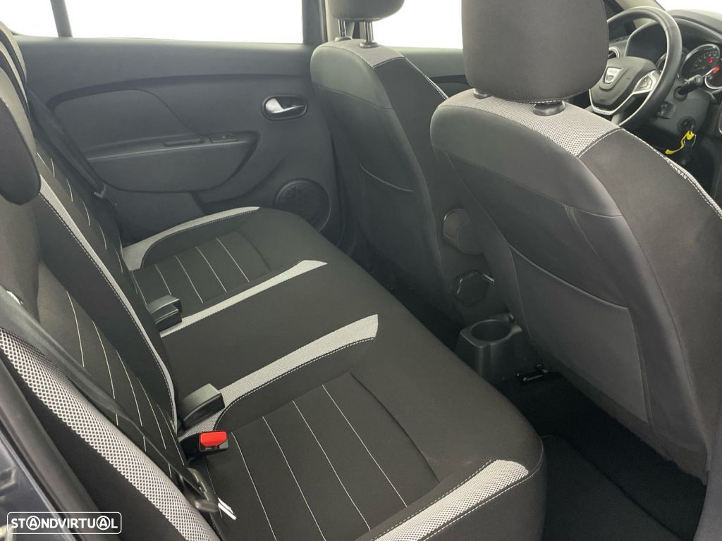 Dacia Sandero 1.5 Blue dCi Stepway - 25