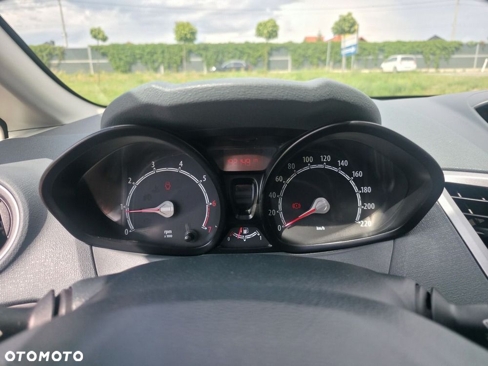 Ford Fiesta - 18