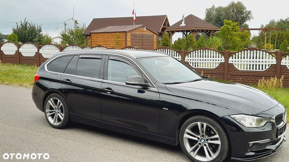 BMW Seria 3 318d Touring - 3