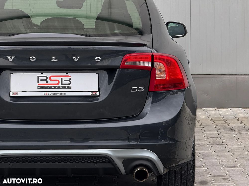 Volvo S60 D3 Geartronic RDesign - 31