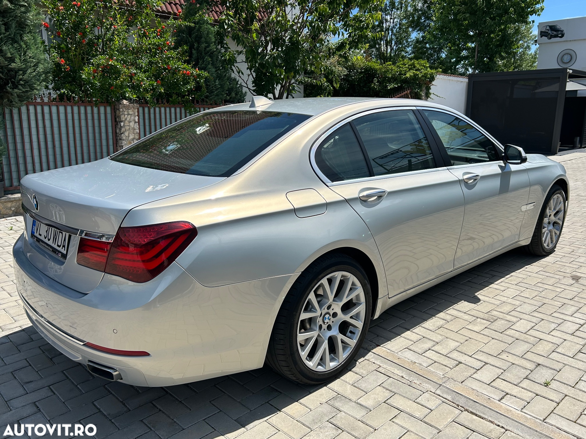 BMW Seria 7 740d xDrive Edition Exclusive - 2