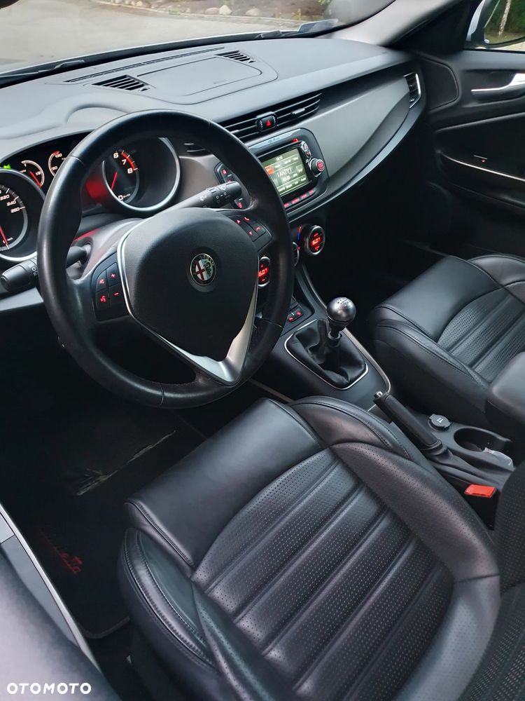 Alfa Romeo Giulietta 1.4 TB MultiAir Distinctive - 5
