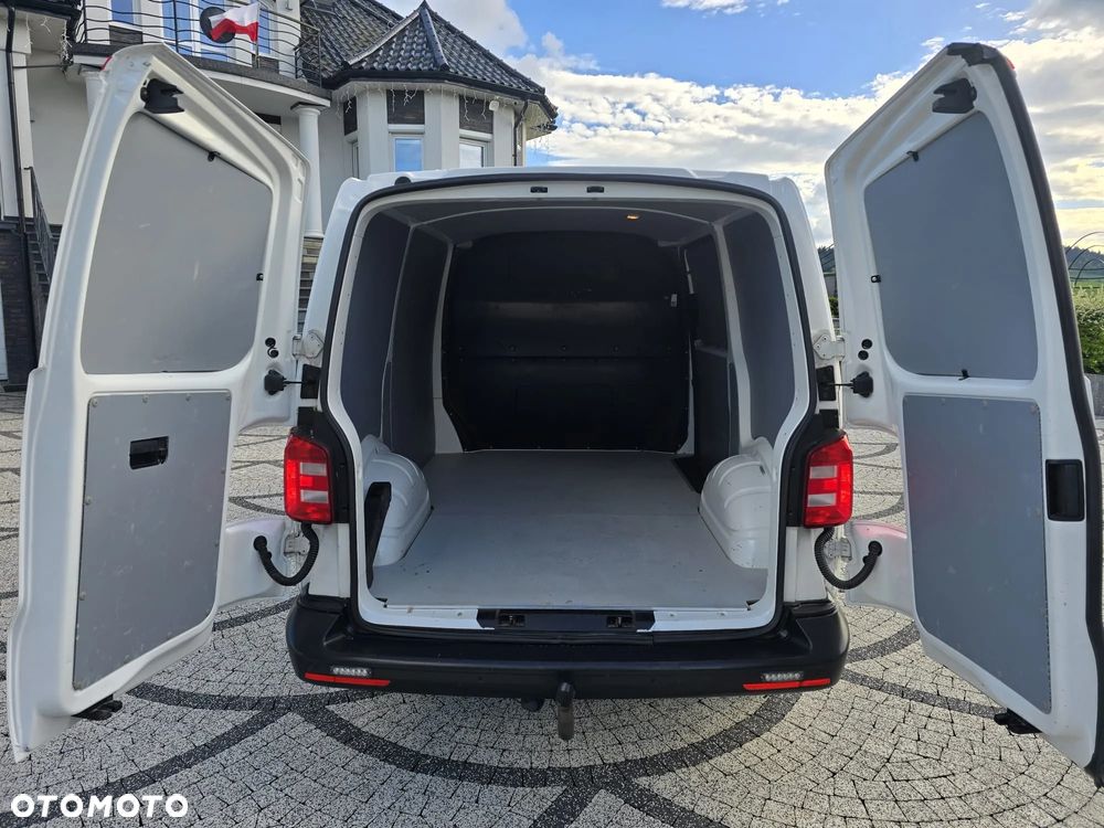Volkswagen Transporter - 24