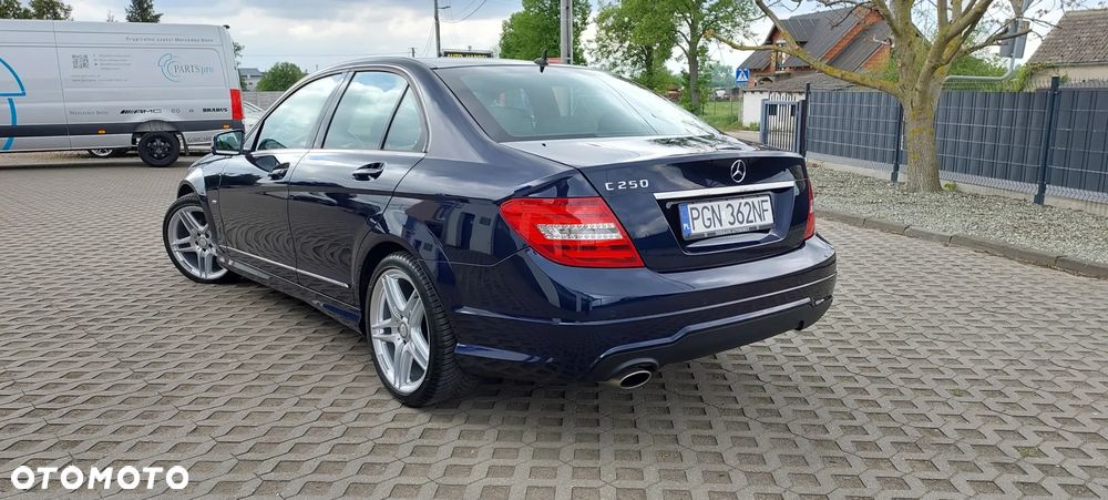 Mercedes-Benz Klasa C - 27