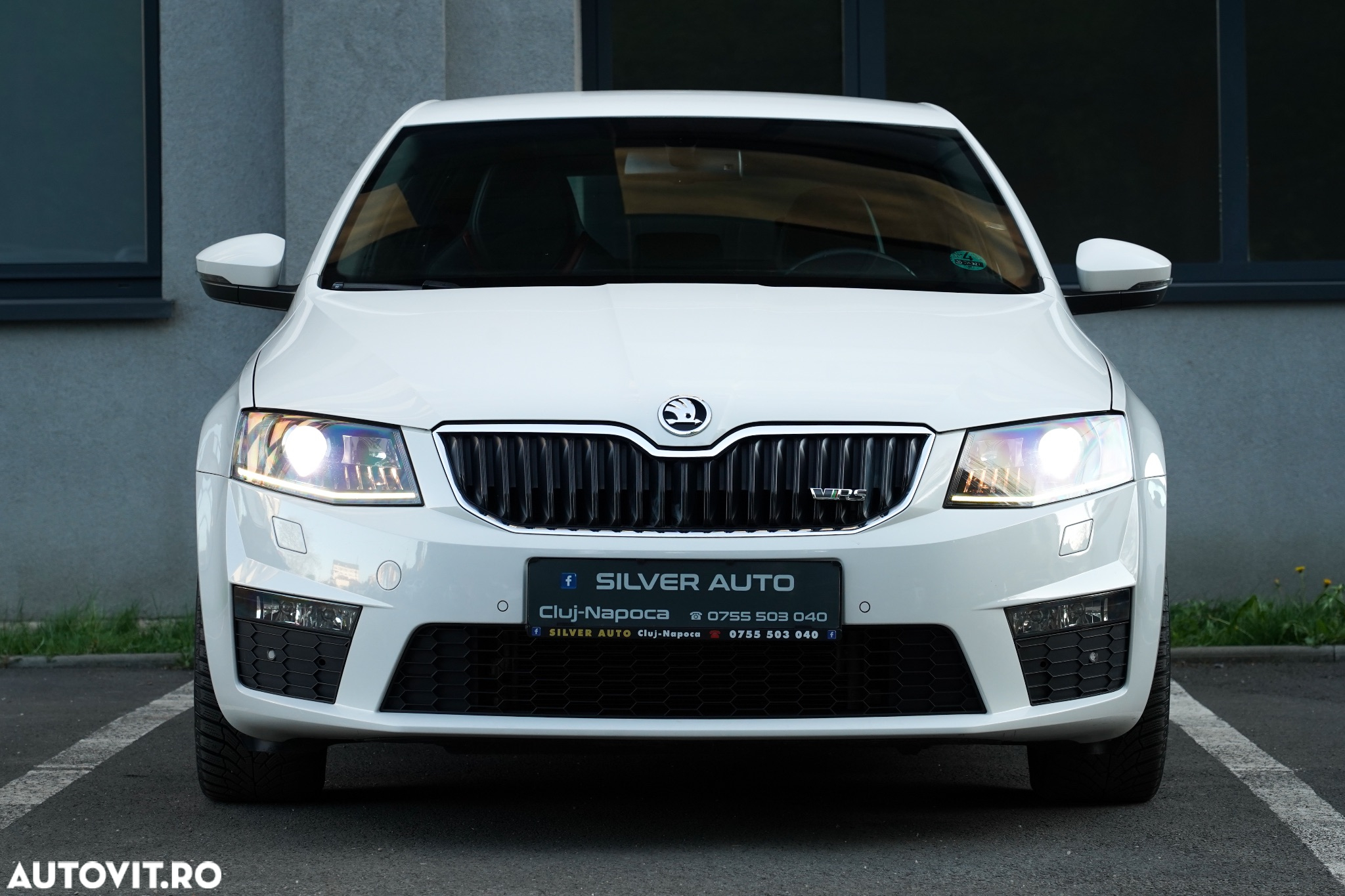 Skoda Octavia 2.0 TDI DSG RS - 23