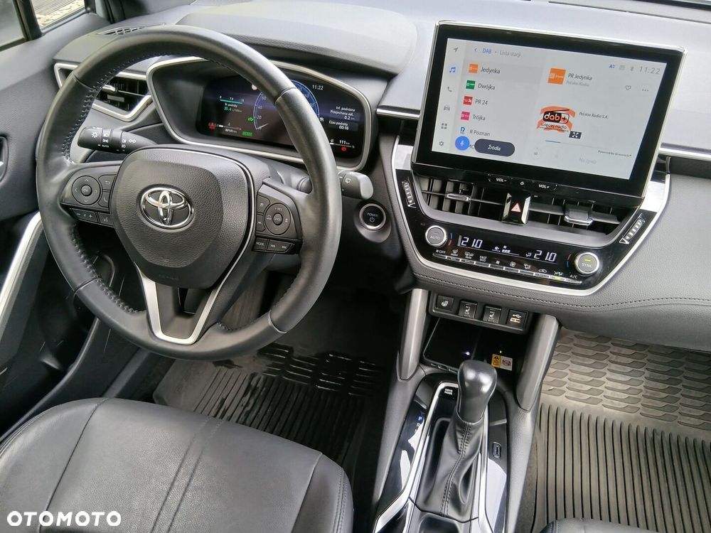 Toyota Corolla Cross 2.0 Hybrid Executive - 26