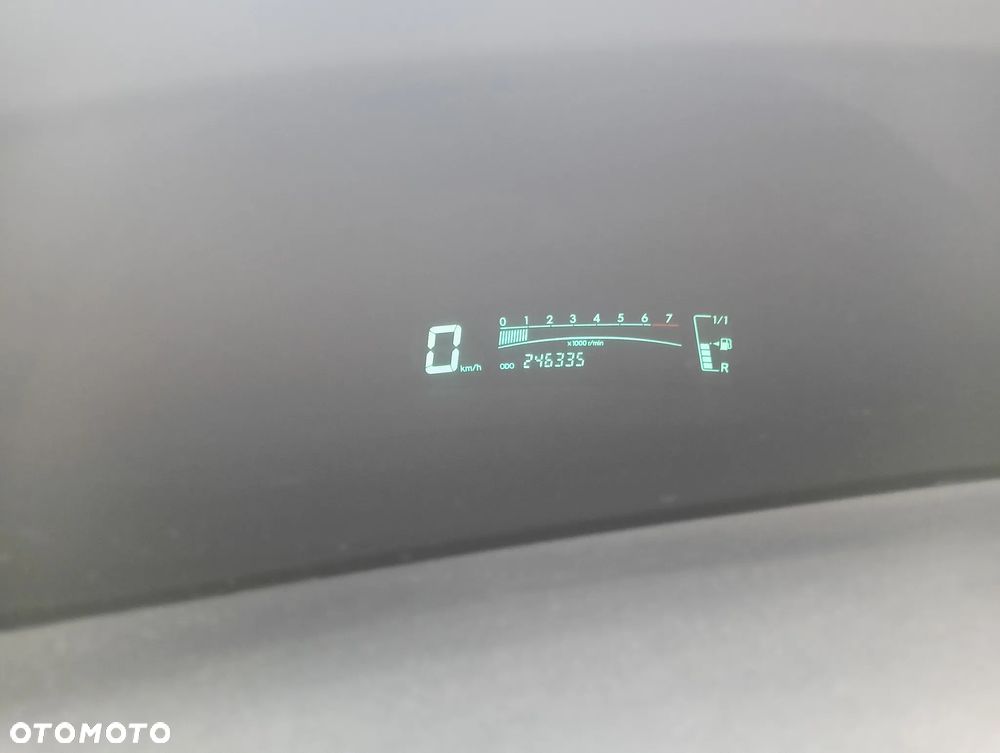 Toyota Yaris - 5