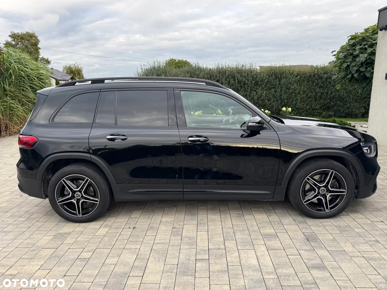Mercedes-Benz GLB 250 4-Matic AMG Line 8G-DCT - 4