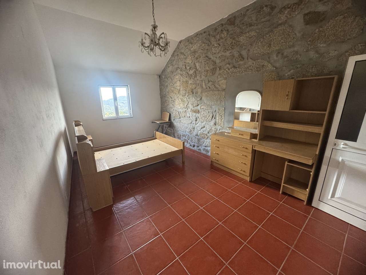 Moradia T3, em granito – São Pedro do Sul - Grande imagem: 3/35