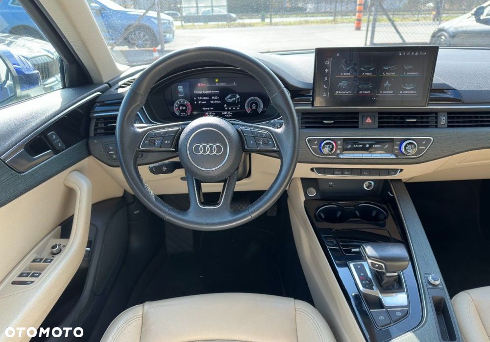 Audi A4 Limousine - 16