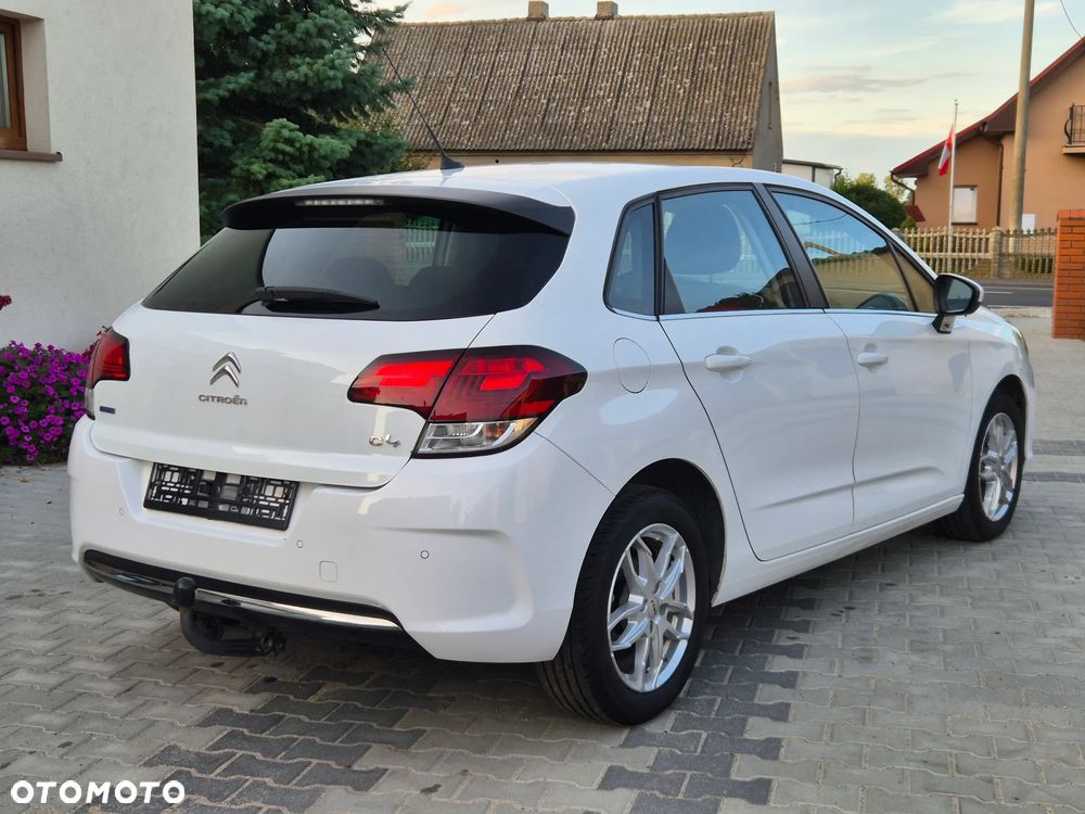Citroën C4 BlueHDi 100 Selection - 4