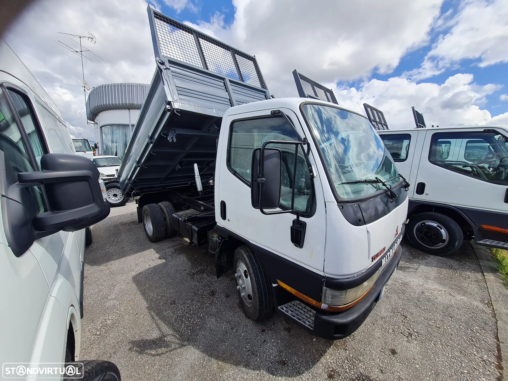 Mitsubishi Canter Turbo Intercooler Tribasculante - 2