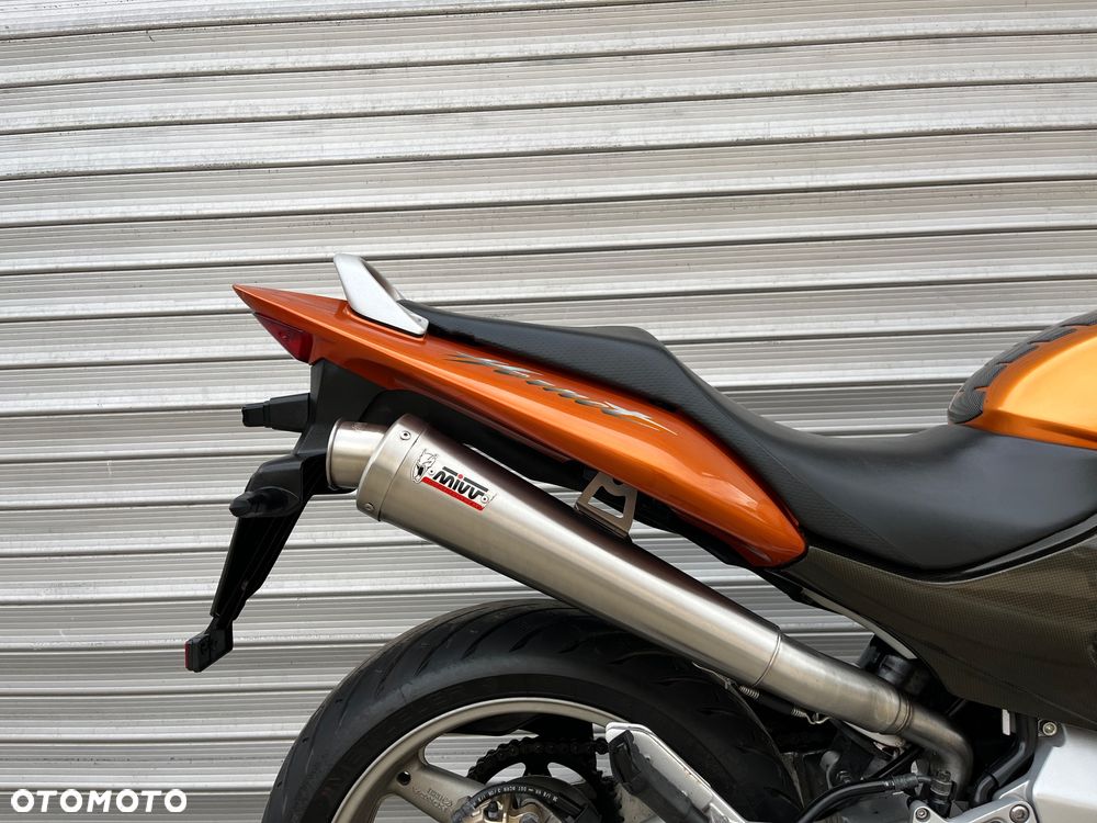 Honda CB - 18