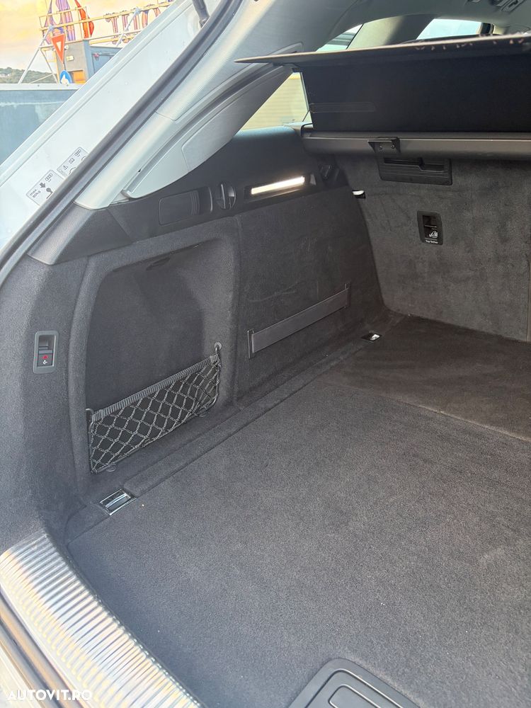 Audi A4 Avant 2.0 TDI S tronic quattro - 16