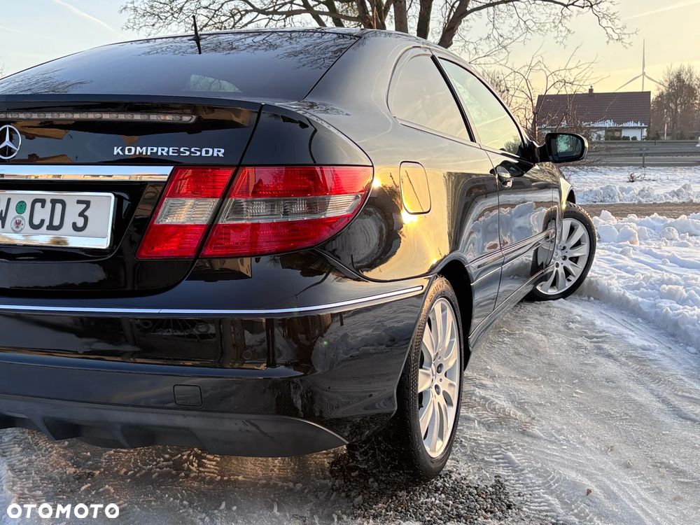 Mercedes-Benz CLC - 24