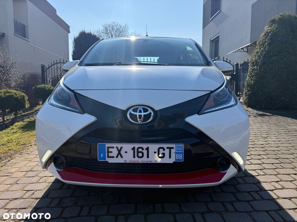 Toyota Aygo x-clusiv - 2