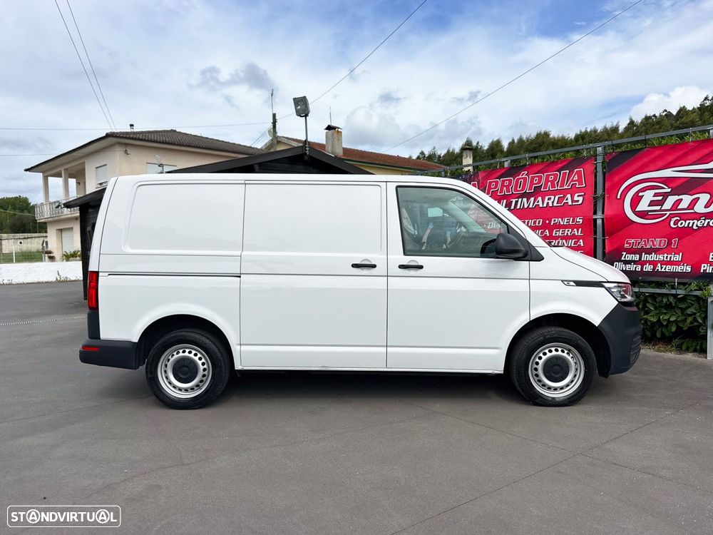 VW Transporter 2.0 TDI Longo Extra AC - 11