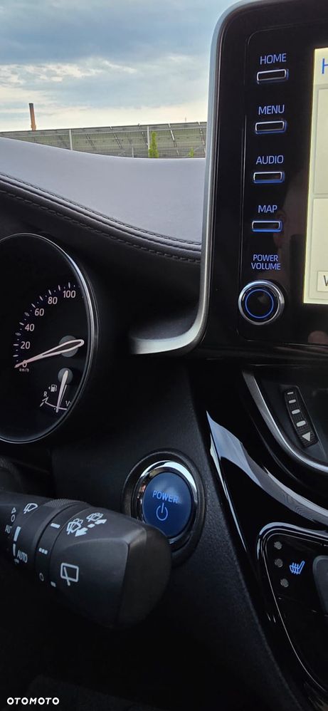Toyota C-HR - 9