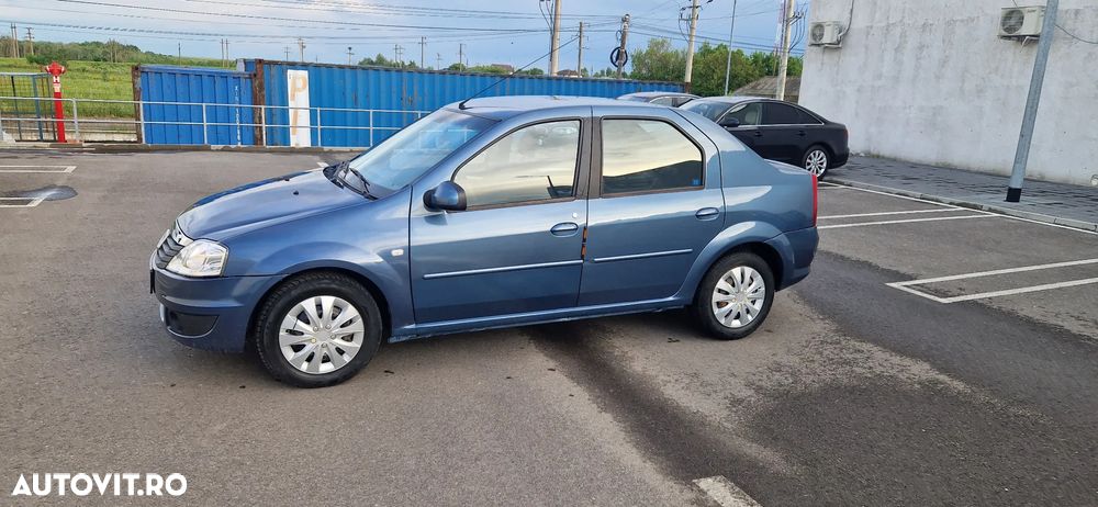 Dacia Logan 1.6 MPI Laureate - 10