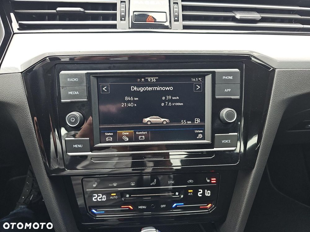 Volkswagen Passat - 17