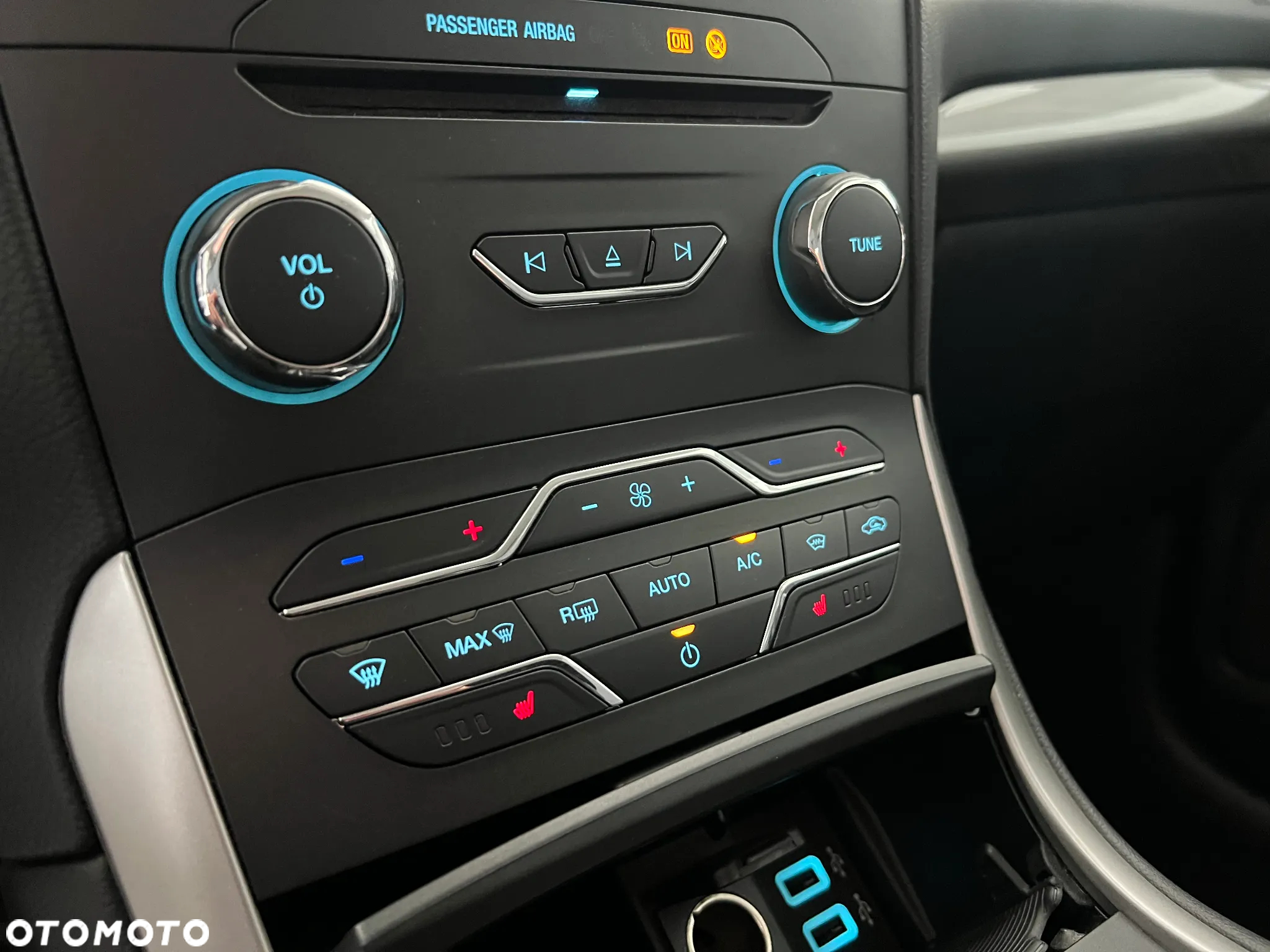 Ford S-Max 1.5 EcoBoost Titanium - 29