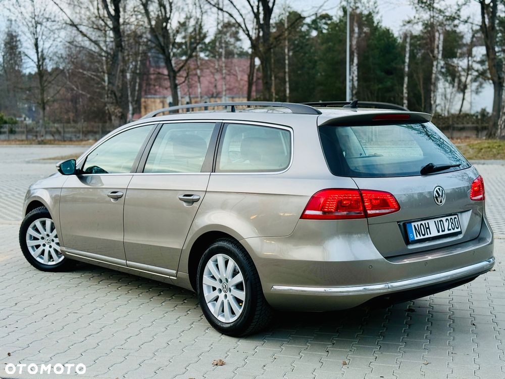 Volkswagen Passat Variant 2.0 TDI DSG BlueMotion Technology Highline - 30