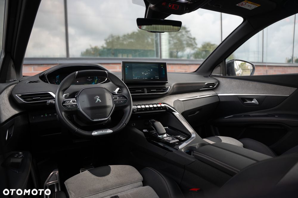 Peugeot 3008 1.6 PureTech Hybrid4 PHEV GT Pack S&S EAT8 - 28