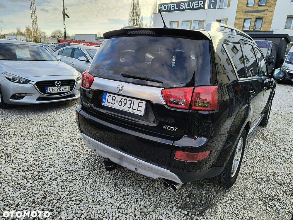 Peugeot 4007 2.2HDi Premium Euro5 - 6