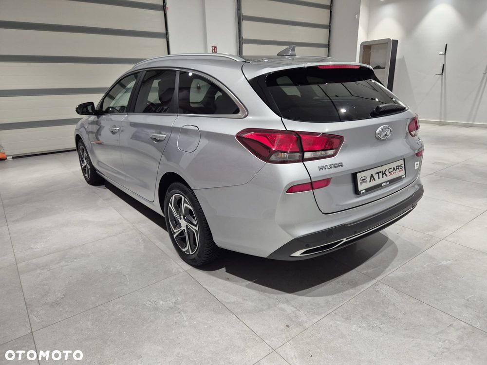 Hyundai i30 1.5 T-GDI 48V Smart - 8