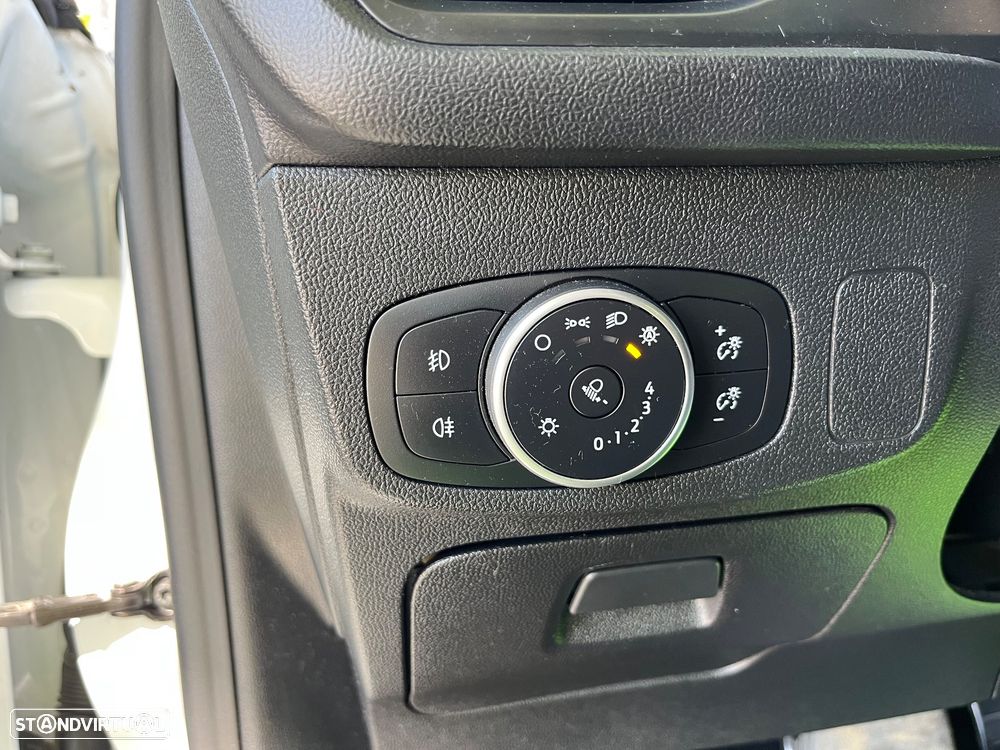 Ford Focus 1.0 EcoBoost Hybrid Aut. ST-LINE - 14