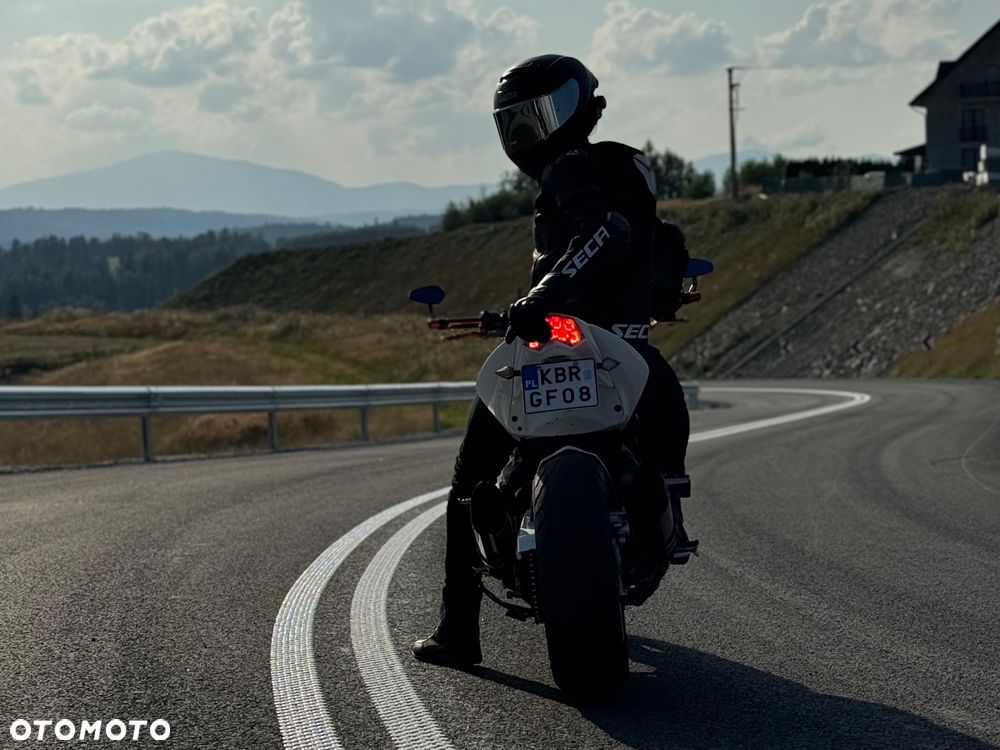 Kawasaki Z - 5