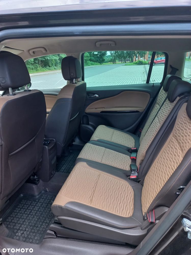 Opel Zafira 1.4 T Cosmo - 17