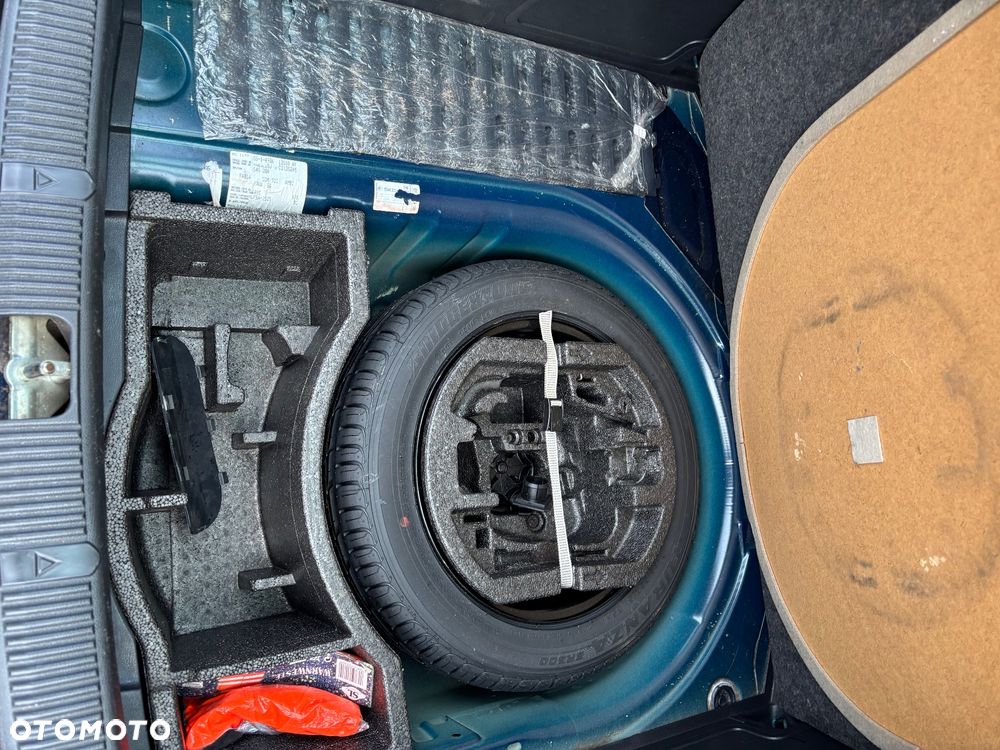 Skoda Fabia 1.6 TDI DPF Sportline - 12