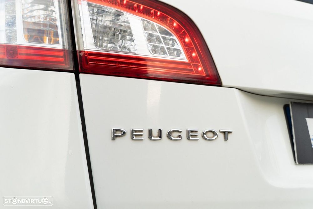 Peugeot 508 SW 1.6 e-HDi Allure 2-Tronic - 24