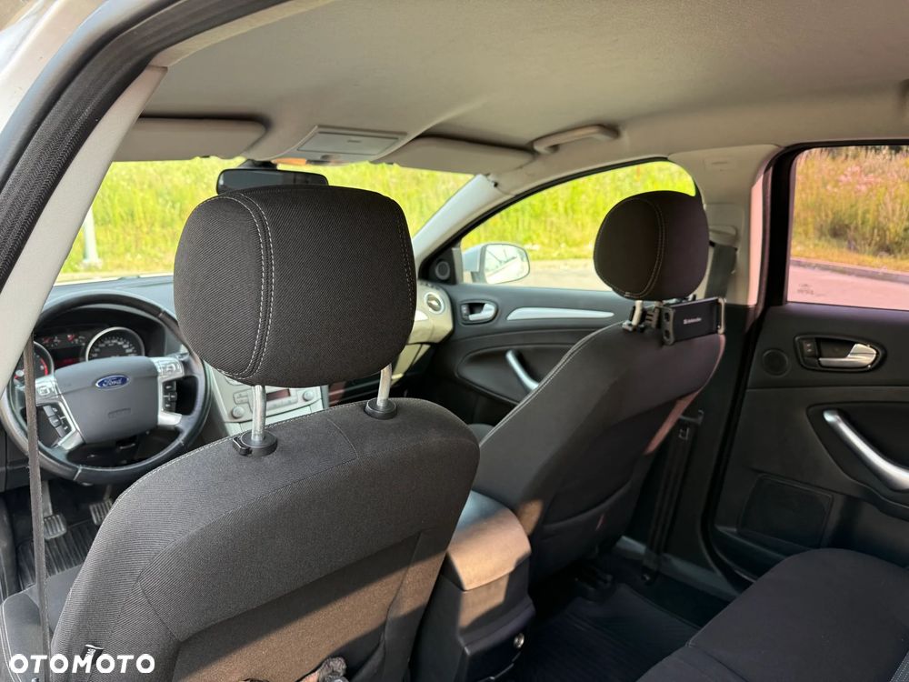 Ford Mondeo 2.0 TDCi Gold X - 10