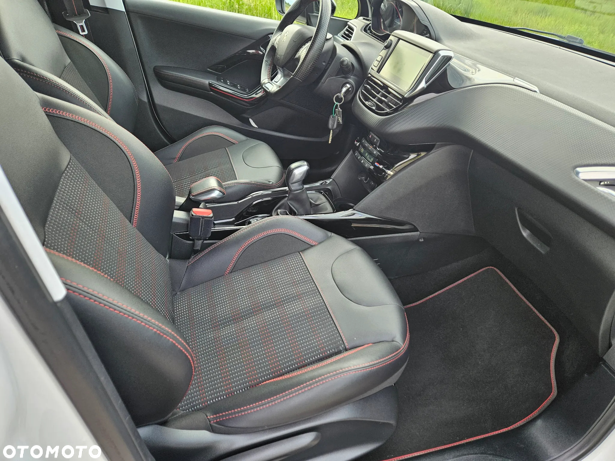 Peugeot 2008 PureTech 110 Stop&Start GT-Line Edition - 8