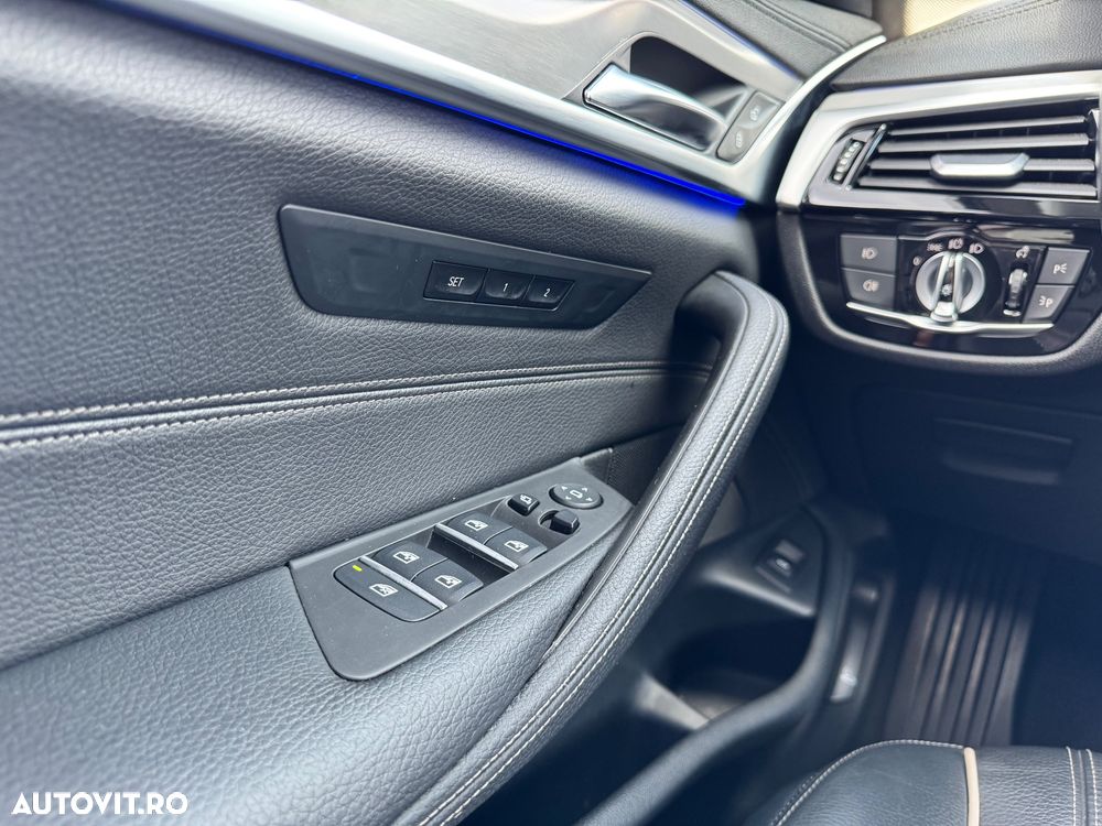 BMW Seria 5 520d xDrive Aut. Luxury Line - 27