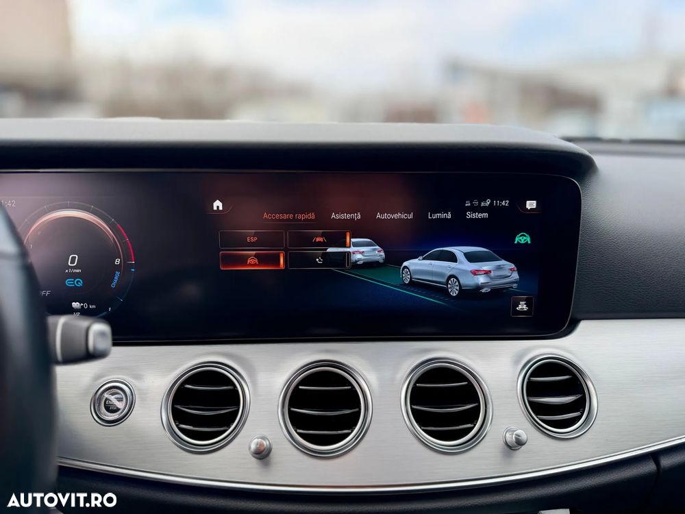 Mercedes-Benz E 300 4MATIC 9G-TRONIC Avantgarde - 10
