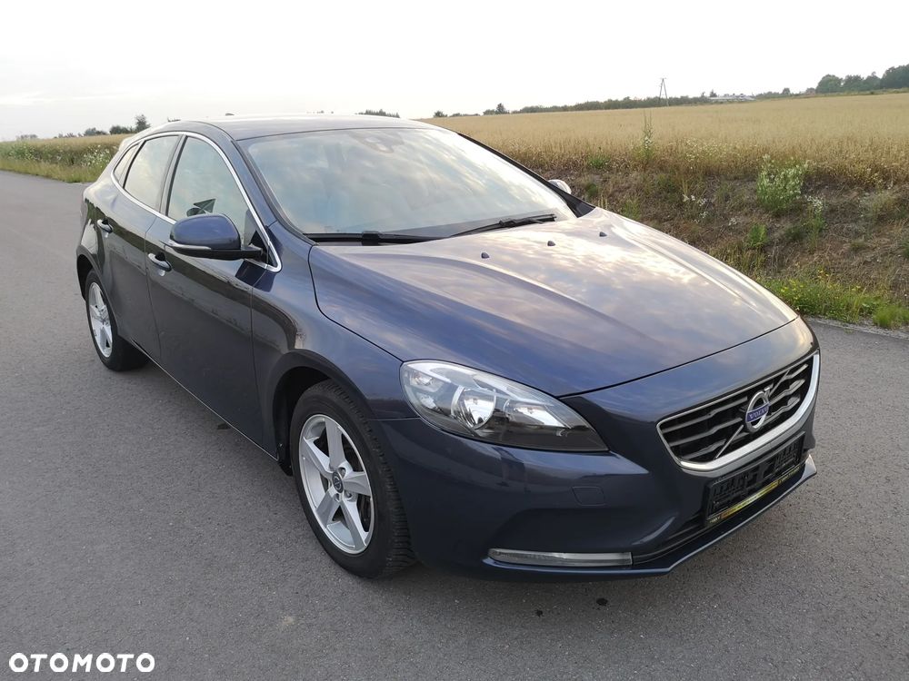 Volvo V40 D3 Momentum - 2