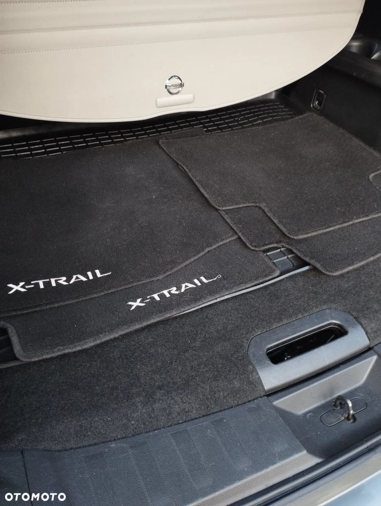 Nissan X-Trail 1.6 DCi Tekna 2WD 7os - 9