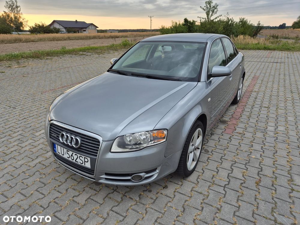 Audi A4 Limousine 1.8 T quattro - 1
