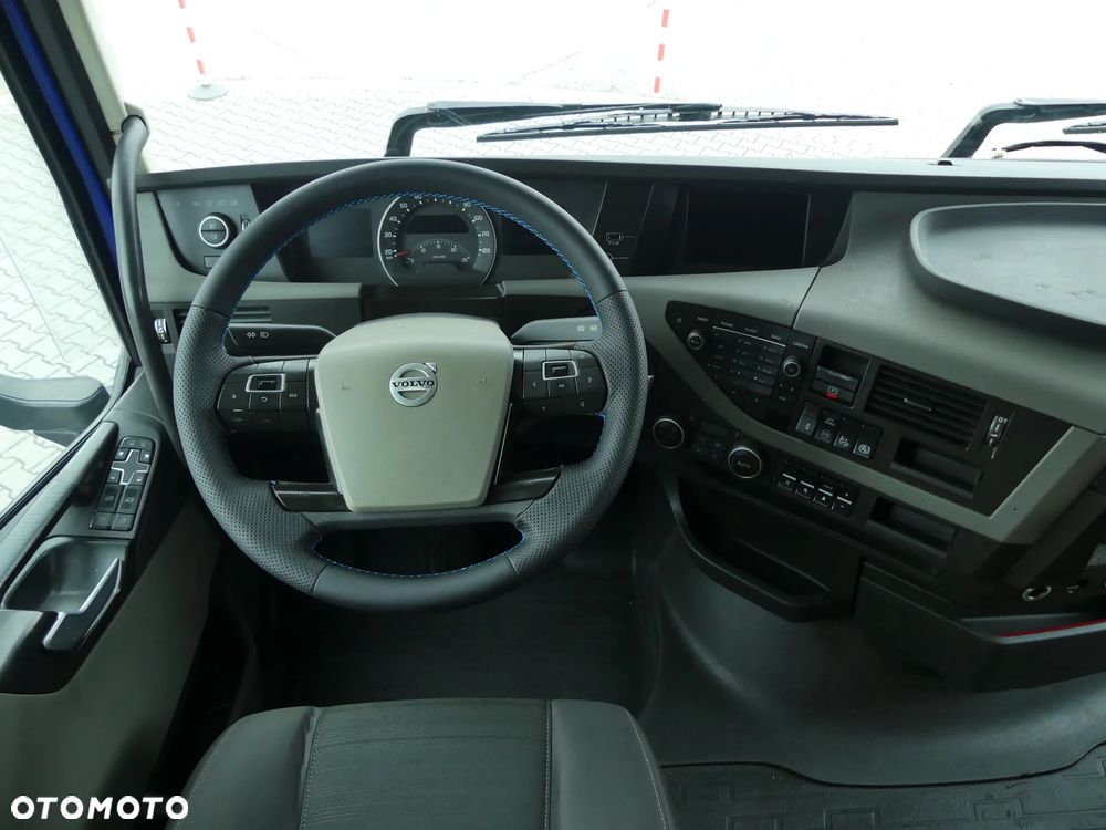 Volvo FH4 460 / EURO 6 / AUTOMAT / STANDARD / - 27