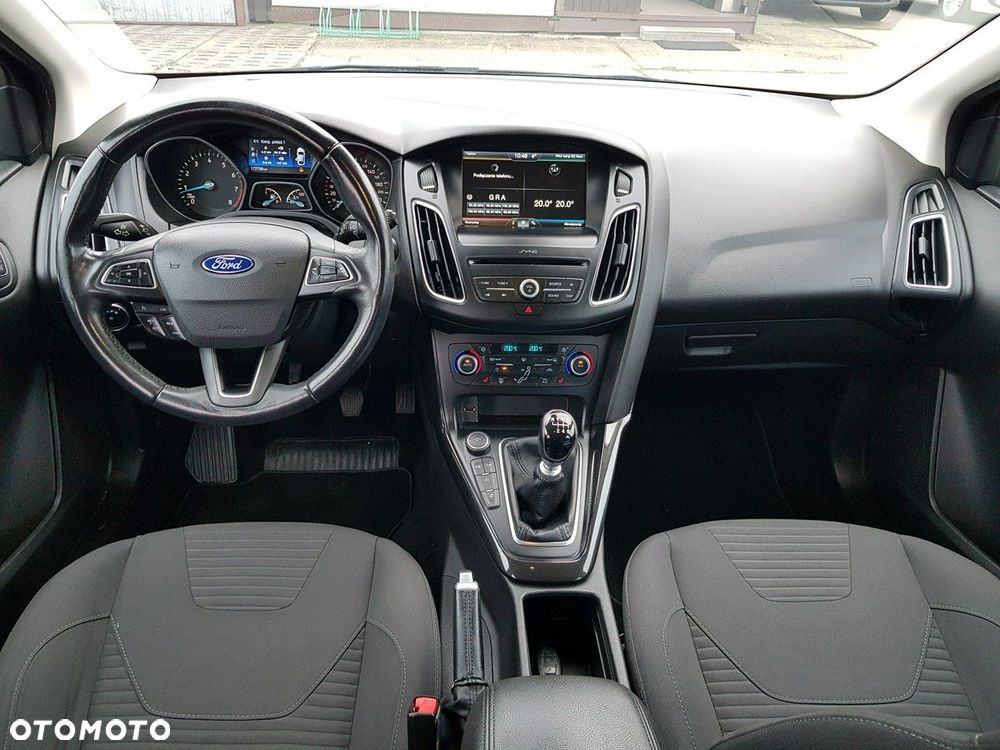 Ford Focus 1.5 EcoBoost STart-Stopp-System TITANIUM - 12